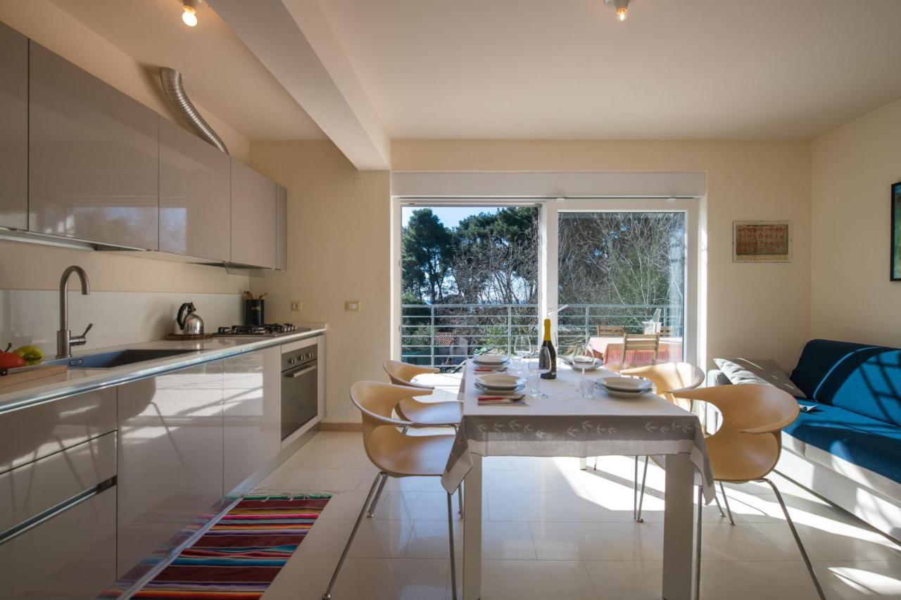 Apartment Manto Free Parking Rovigno Esterno foto