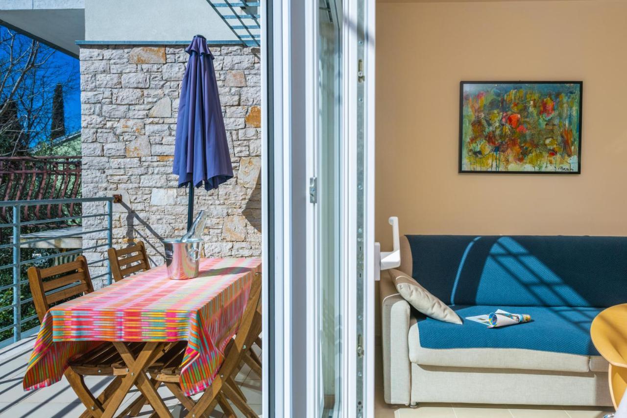 Apartment Manto Free Parking Rovigno Esterno foto