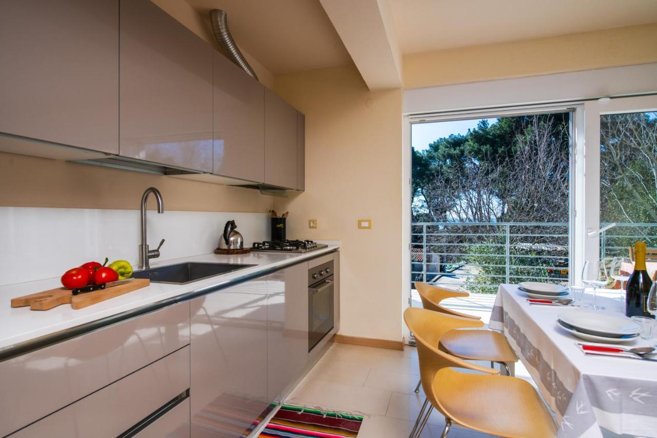 Apartment Manto Free Parking Rovigno Esterno foto